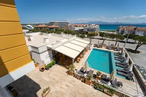 Twins Hotel Cesme - Image 4