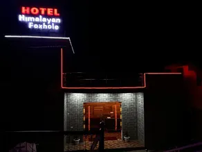 HOTEL HIMALAYAN FOXHOLE - Image 4