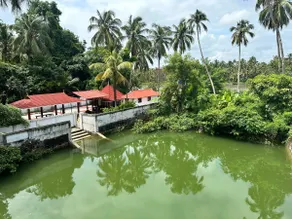 Furnished Guesthouse near Backwaters - Image 3