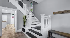 Spacious Modern 5BR Home Near Downtown St Louis - Image 5