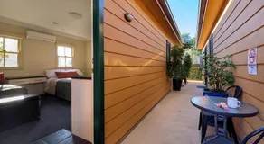 Prince Of Wales Hotel Gulgong - Image 3
