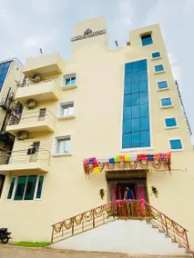 AURIC HOTEL - Image 3