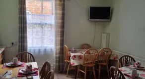 Victoria Guest House - Image 4