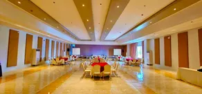 VELA HOTEL - Image 3