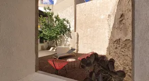 La Santa - Image 2