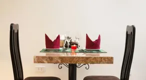 Serenity Villa Hotel - Image 5