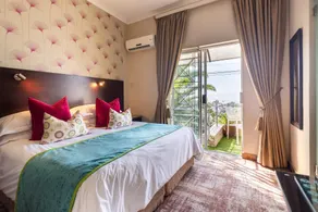 Signal Hill Lodge - Image 2