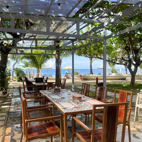 Gold View Beachfront Resort - Image 2