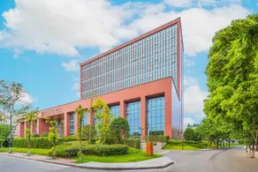 Rezen Dong Hotel (Chengdu University Qinglong Lake Wetland Park) - Image 4