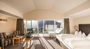 Hotel Mitterplatt (Schenna Resort) - Image 2