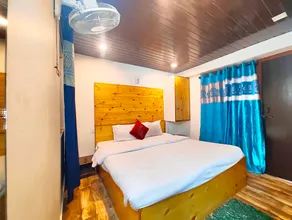 Goroomgo Naini R R Residency Mall Road Nainital Near Naina Devi Temple - Image 4