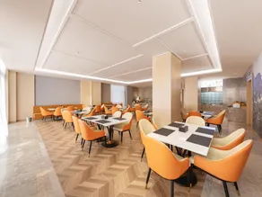 Vienna International Hotel Anyang Huaxian Wuyue Plaza Huaxing Road - Image 4