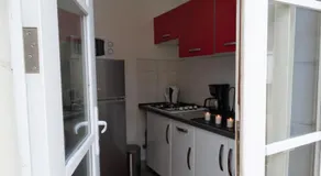 Sequoia Studio ved foden af slottet - Image 5