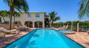 Suntan Terrace - Image 2