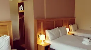 The Bank House - Image 2