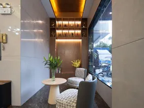 Fashion Hotel - Image 4