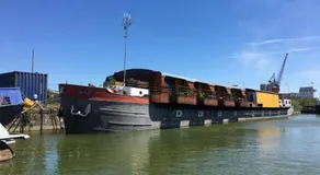 Superbe Péniche En Centre Ville - Image 4