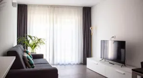 Residence Zangirolami - Luxury Garden and Balcony Apartments - Image 2