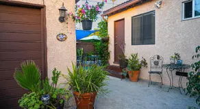 Cozy private Guest House - Image 5