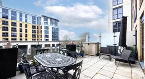Chelsea Harbour Suite - Image 4