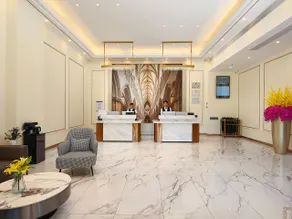 Vienna International Hotel Haikou Qilou Old Street Xinbu Island - Image 4