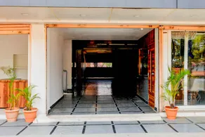 Collection O Yadagiri Gutta - Image 3