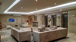 Hotel Imperial Suites - Image 3