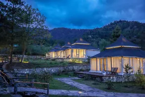 Tenziling Luxury Villa Tent - Image 3