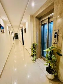 Hotel Comfort Plaza - Image 2