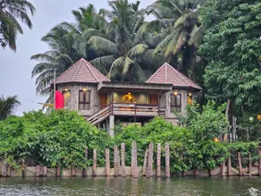 REDMOON ISLAND RESORT KANIYADA - Image 1