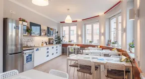 Premium Hostel - Image 2