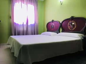 Hostal Burgos - Image 2