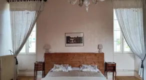 La chambre du Château proche St Emilion - Image 2