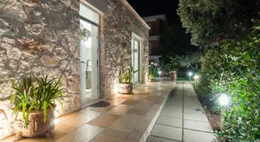 Stelle Galeotte Exclusive Holiday Home - Image 5
