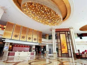 Kingward International Hotel - Image 4