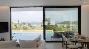 The Oasis, luxury Villa in Nidri - Image 2