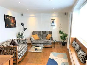 Prime Location- Detached Clifton Home with Parking - Image 2