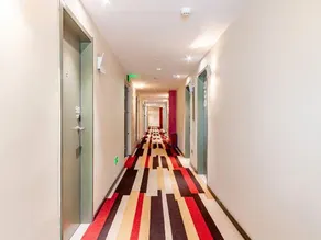 Suining Yisi Hotel - Image 3