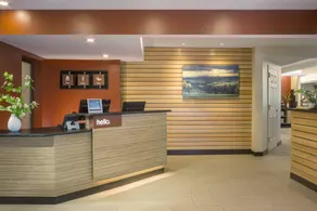TownePlace Suites Burlington Williston - Image 3