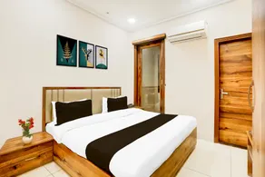 Super Collection O by OYO City Center Ludhiana Formerly MMC Inn - Image 2