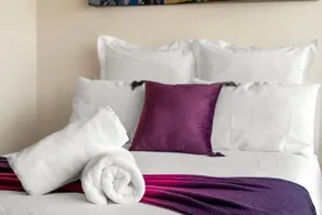 Spacious luxury 3Br Top Location +WiFi+Gym+Pool - Image 3