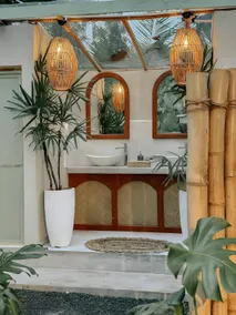 Kickin' Surf Lodge - Image 2
