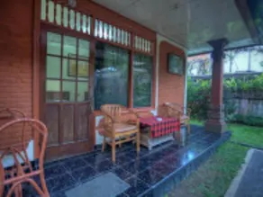 Kesumasari Beach Hotel - Image 5