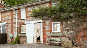 Historic Stable on a Private Vineyard - Image 5