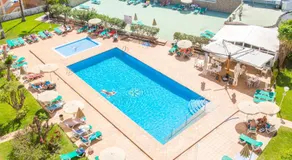 Apartamentos Los Tilos - Image 4
