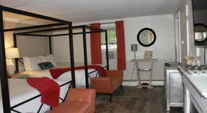Scenic Vista Inn - Image 4