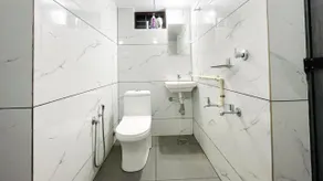 Hilltop Residency Home Stay Athirappilly - Image 2