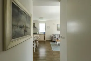 Chic 2BR Apt w Large Windows in Tel Aviv Old North - Image 5