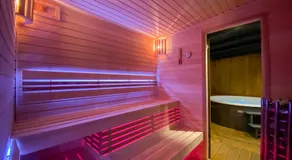 M-MAZURIA Domki letniskowe całoroczne MAZURY GIŻYCKO - z sauną i jacuzzi Fuleda - Image 4