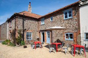 The Harnser, Cley - Image 5